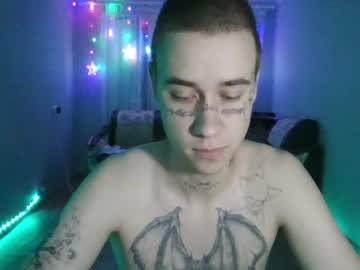 Watch honey8erry performing live on BoomCams free cam network
