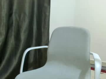 Watch hotboy8677 performing live on BoomCams free cam network