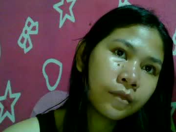 Watch hotcupcake19 performing live on BoomCams free cam network