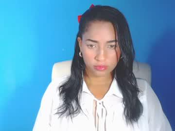 Watch hotladysxx89 performing live on BoomCams free cam network