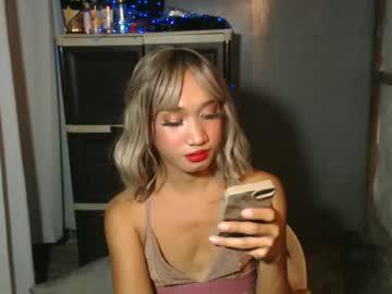 Watch hotsexy_jaira performing live on BoomCams free cam network