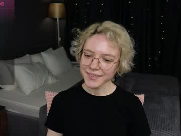 Watch hottokori performing live on BoomCams free cam network