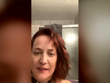 Watch howdoyoulikeit87 performing live on BoomCams free cam network