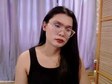 Watch hugecock_belle performing live on BoomCams free cam network