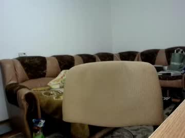 Watch i_like_older_men performing live on BoomCams free cam network