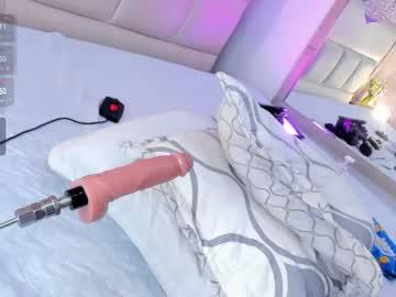 Watch ian_charlotte performing live on BoomCams free cam network