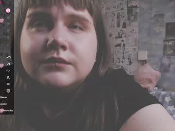 Watch icebaby001 performing live on BoomCams free cam network