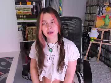 Watch icefroq performing live on BoomCams free cam network