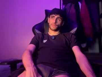 Watch iendriw performing live on BoomCams free cam network