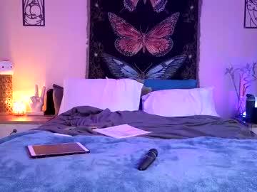 Watch indigobay performing live on BoomCams free cam network
