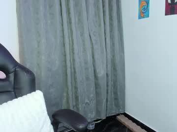 Watch indra_cam performing live on BoomCams free cam network