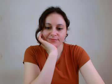 Watch inessa_beauty performing live on BoomCams free cam network