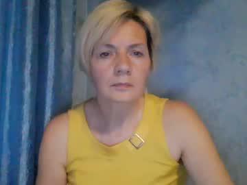 Watch irinaa_x performing live on BoomCams free cam network
