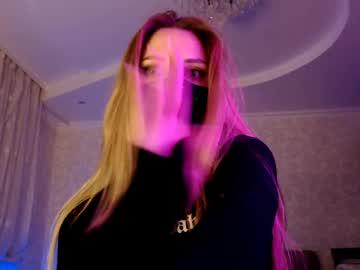Watch iris_lave performing live on BoomCams free cam network