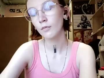 Watch irispleil performing live on BoomCams free cam network
