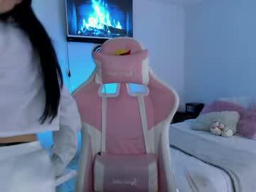 Watch isaa_diamond performing live on BoomCams free cam network