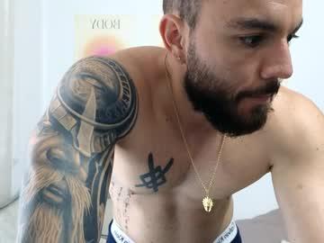 Watch isaac_carter performing live on BoomCams free cam network