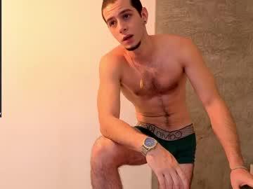 Watch isaacblaze_ performing live on BoomCams free cam network