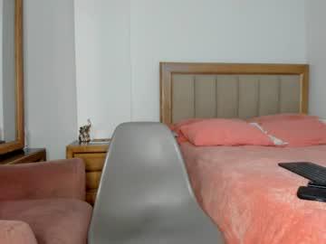 Watch isabellabeker_ performing live on BoomCams free cam network