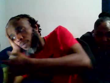 Watch islandmaker performing live on BoomCams free cam network