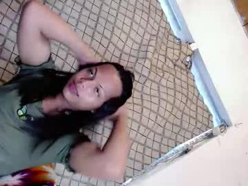 Watch its_kynth performing live on BoomCams free cam network