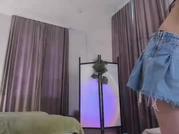Watch its_yummy performing live on BoomCams free cam network