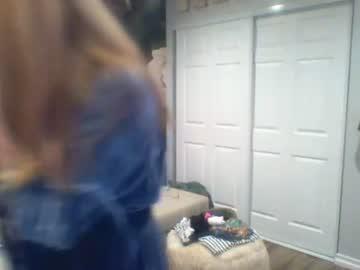 Watch itsmekrissy performing live on BoomCams free cam network