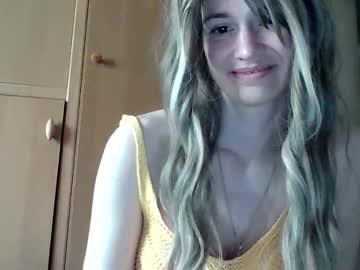 Watch ivetta911 performing live on BoomCams free cam network