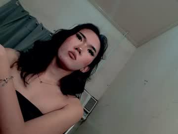 Watch ivory_kath performing live on BoomCams free cam network