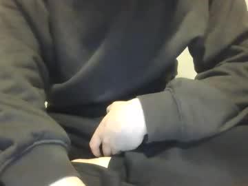 Watch j24781043 performing live on BoomCams free cam network