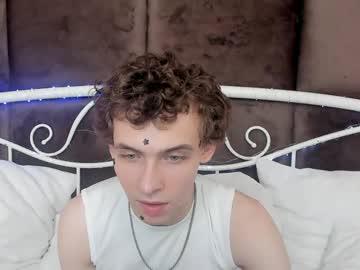 Watch jacob_davidson performing live on BoomCams free cam network