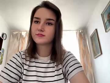 Watch jacqulineatthowe performing live on BoomCams free cam network