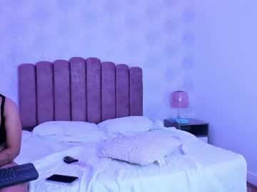 Watch jade_rossee performing live on BoomCams free cam network
