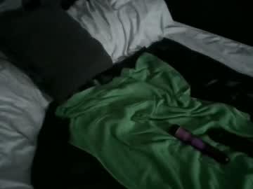 Watch jaden333333 performing live on BoomCams free cam network