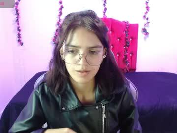 Watch jaide387017 performing live on BoomCams free cam network