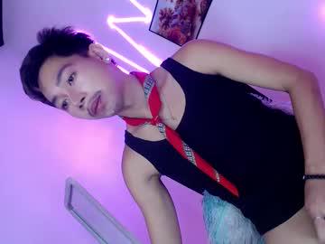 Watch jam_bigcock69 performing live on BoomCams free cam network