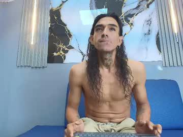 Watch james_smithh2 performing live on BoomCams free cam network