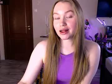 Watch janeblossomhot performing live on BoomCams free cam network