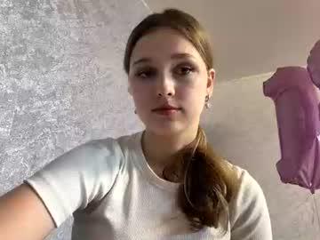 Watch janettachapen performing live on BoomCams free cam network