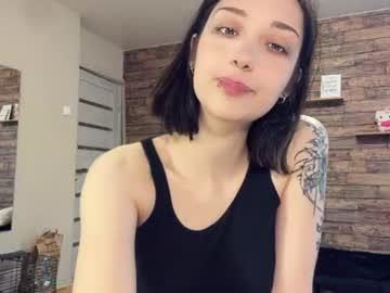 Watch janettecrotty performing live on BoomCams free cam network