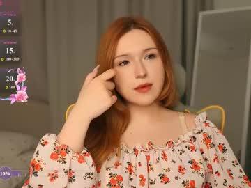 Watch jawyqueen_ performing live on BoomCams free cam network