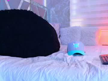 Watch jeanpoolsex performing live on BoomCams free cam network