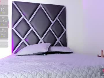 Watch jenifer_gomez performing live on BoomCams free cam network