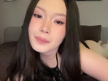 Watch jennie_yung performing live on BoomCams free cam network