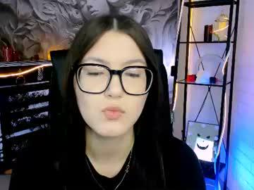 Watch jennygibson performing live on BoomCams free cam network