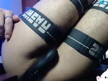 Watch jeremmy_mclayne performing live on BoomCams free cam network