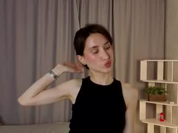 Watch jettieseling performing live on BoomCams free cam network