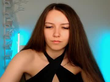 Watch jewelrosse performing live on BoomCams free cam network
