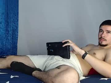 Watch jeycob_happy97 performing live on BoomCams free cam network