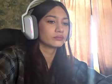 Watch jillianviloria performing live on BoomCams free cam network